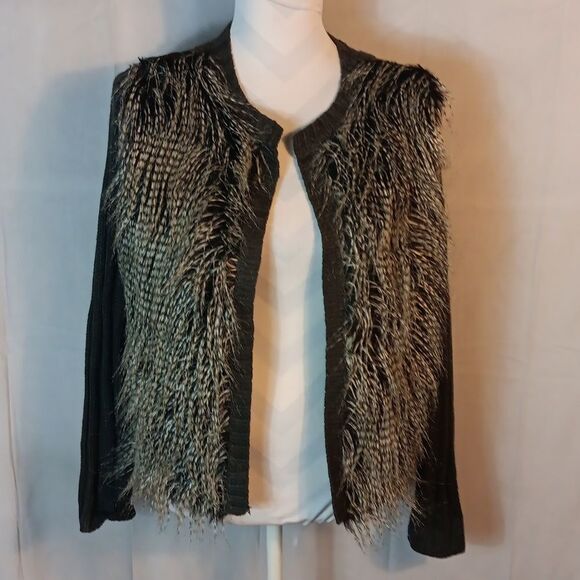 Chic Cable Knit Faux Feathery Fur Sweater - Picture 7 of 7